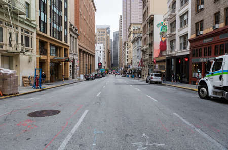 SAN FRANCISCO - JUNE 16: China town main street on June 16, 2015 San Francisco, California. It's the only authentic Chinatown Gate in North America.のeditorial素材