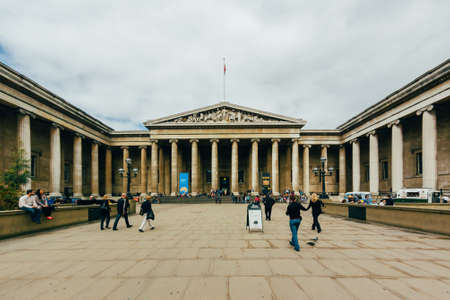 LONDON, UK - OCTOBER 10: British Museum interior on October 10, 2011 in London, UK. Established in 1753 one of the largest in the world.のeditorial素材