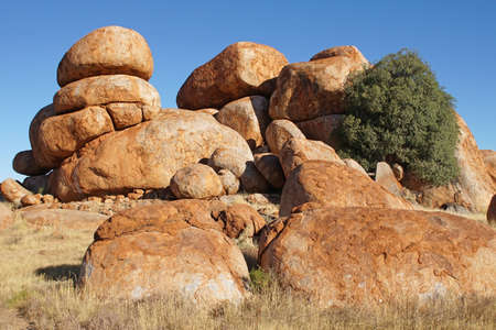 Devils Marbles, Stuart Highway, Northern Territory, Australiaの写真素材