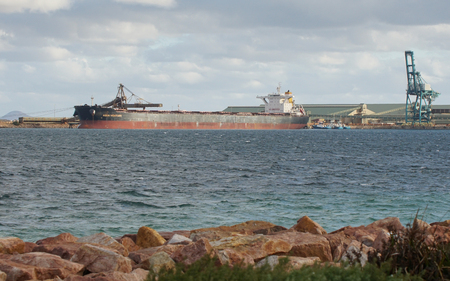 ESPERANCE, AUSTRALIA - JANUARY 29, 2018: Bulk carrier 'Aqua Venture' in the port of Esperance on January 29, 2018 in Western Australiaのeditorial素材