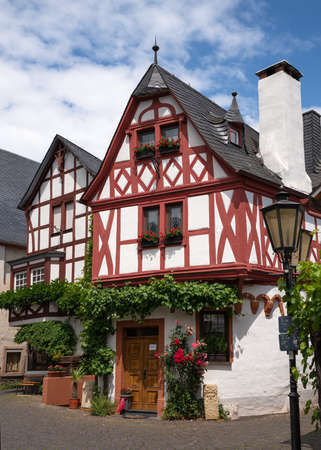 Old buildings in the downtown of Ediger-Eller, Moselle, Germanyのeditorial素材
