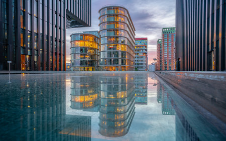DUSSELDORF, GERMANY - NOVEMBER 10, 2022: Panoramic image of modern buildings in the media harbor of Dusseldorf on November 10, 2022 in Germany, Europeのeditorial素材