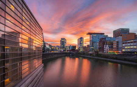 DUSSELDORF, GERMANY - NOVEMBER 10, 2022: Panoramic image of modern buildings in the media harbor of Dusseldorf on November 10, 2022 in Germany, Europeのeditorial素材