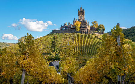 COCHEM, GERMANY - OCTOBER 8, 2022: Panoramic image of Cochem castle on October 8, 2022 in Germanyのeditorial素材