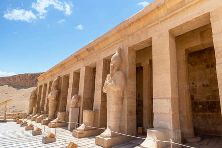 The Mortuary Temple of Hatshepsut, also known as the Djeser-Djeseru. Built for the Eighteenth Dynasty pharaoh Hatshepsut, it is located beneath the cliffs at Deir el-Baharinear the Valley of the Kingsのeditorial素材