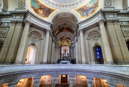 Paris, France - March 17, 2018: Inside the Cathedral Les Invalidesのeditorial素材