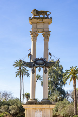 The Columbus monument located on the Paseo de Catalina de Ribera, Seville, Andalusia, Spain. It was built by popular subscription and was laid in 1921の写真素材