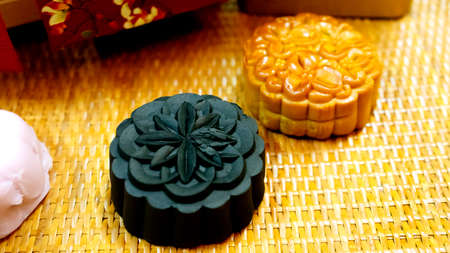 Mooncakes on a bamboo matの写真素材