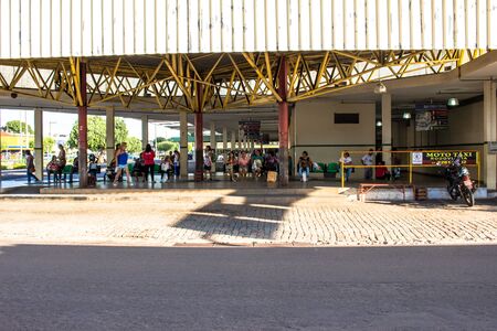 Olimpia, Sao Paulo, Brazil, April 08, 2015. Movement of buses and passengers at the Bus Terminal of the city of Olimpia, in Sao Paulo Stateのeditorial素材