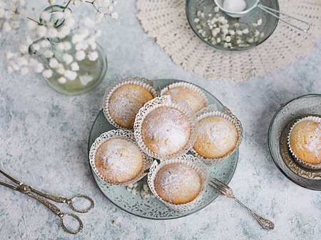 winter or Christmas cupcakesの写真素材