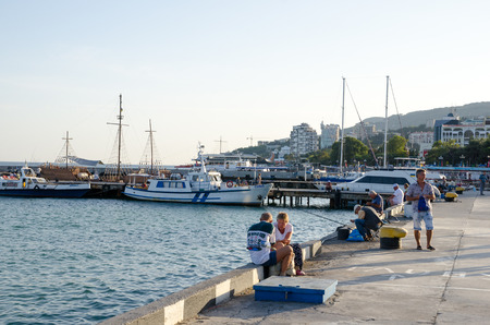 Vacationers on the embankment. Yalta, Crimeaのeditorial素材