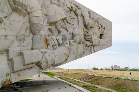Memorial Small Earth opened on 16 September 1982, is dedicated to the detachment of marines, who held landing operation on the night of February 14, 1943 under the command of Major Kunikov. The monument in its form the front of the warship, escaped at fulのeditorial素材