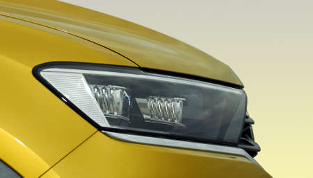 Car head lamp