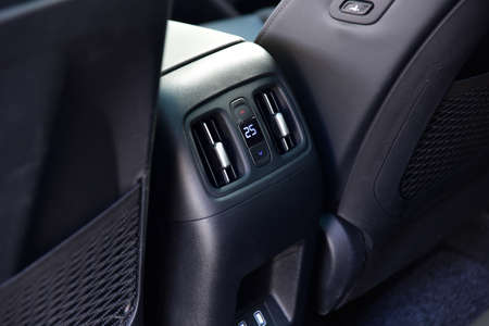 Ventilation hole in a luxury passenger car for rear sets