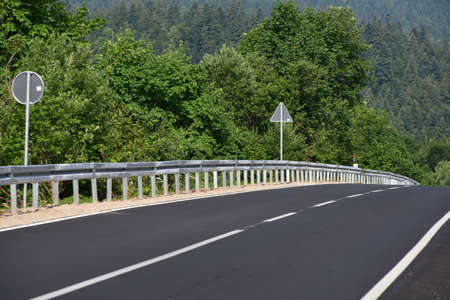 Metal fence for open road
