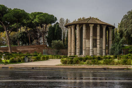 Italy Tempio di Ercole Vincitore History City Rome Empireの写真素材