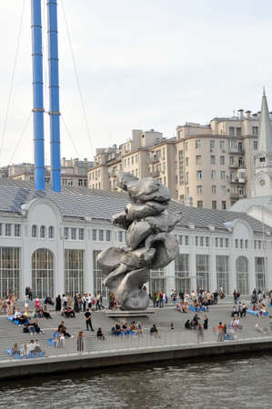 RUSSIA, MOSCOW - AUGUST 29, 2021: Installation by Urs Fischer Big Clay-4 on Bolotnaya Embankment in Moscow.のeditorial素材