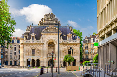 Porte de Paris Gate Arch of Triumph building on Place Simon Vollant Square in Lille city historical center, French Flanders, Nord department, Hauts-de-France Region, Northern Franceの写真素材
