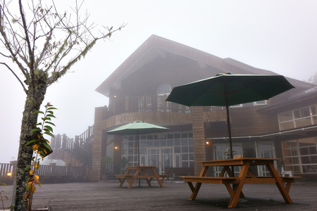 Cueifong villa of fog in taipingshanのeditorial素材