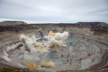 Explosion in an open mineのeditorial素材