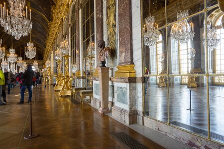 PARIS, FRANCE JANUARY 15, 2015:  Hall of Mirrors, interior of Versailles palace, France.のeditorial素材