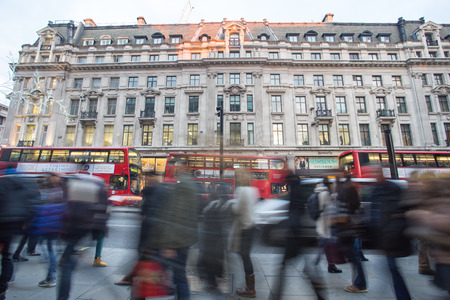 LONDON, ENGLAND - DECEMBER 30, 2014: Oxford street on sale season after Christmas. This street is a major shopping street of London.のeditorial素材