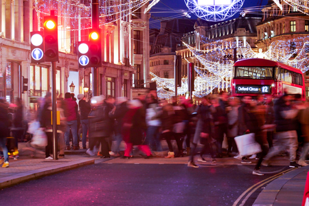 Shopping at Oxford street, London, Christmas dayのeditorial素材