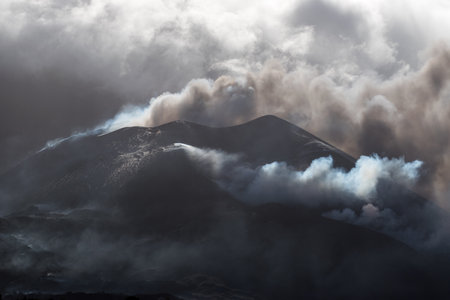 Clouds over the La Palma volcano, Canary Islands, Spainの写真素材