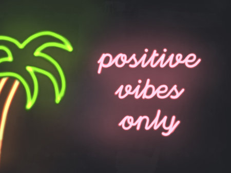Positive vibes only - cocktail bar neon signの写真素材