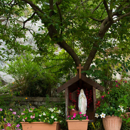 St Mary statue in the garden of the church. Albaniaの写真素材