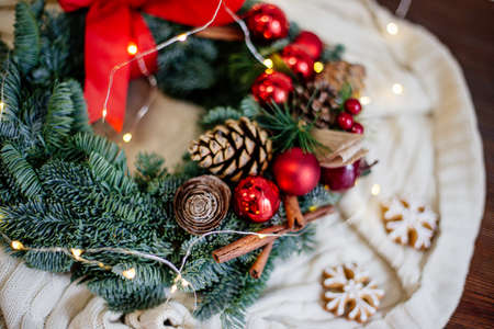Red christmas wreath.の写真素材