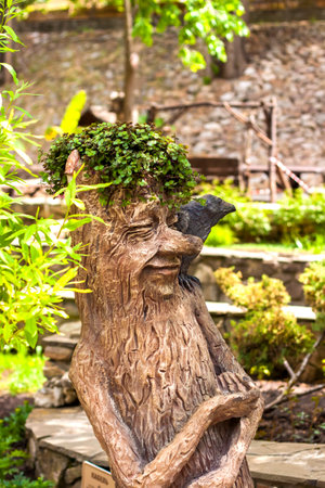 2021-05-07. Russia. Kamensk-Shakhtinsky, Rostov region. Sculpture made of wood. The territory of the LOGA Landscape Park "のeditorial素材