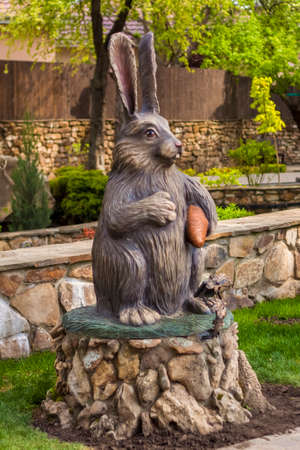 2021-05-07. Russia. Kamensk-Shakhtinsky, Rostov region. Beautiful decor elements in the park for tourists. Sculptures of unusual animals and characters. LOGA Landscape Parkのeditorial素材