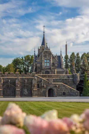 2022-08-16 Russia, Samara, Garibaldi Castle Tourist Center in the village of Khryashchevka, Samara region.のeditorial素材