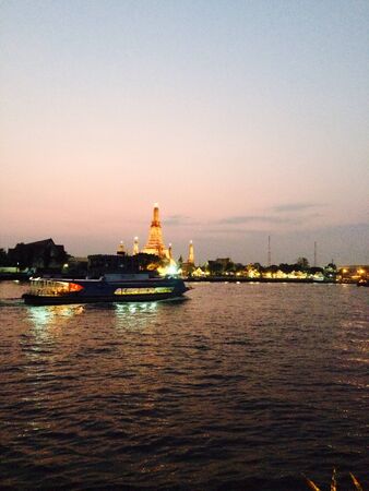 The Thai temple beside the riverの素材
