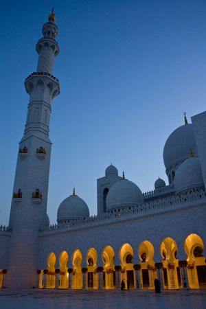 a view from the courtyard of the Sheikh Zayed Grand Mosque in the UAE capital Abu Dhabiのeditorial素材
