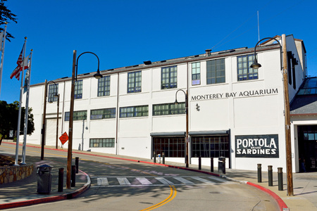 Monterey, California, United States of America - November 29, 2017. Exterior view of Monterey Bay Aquarium building in Monterey, CA.のeditorial素材