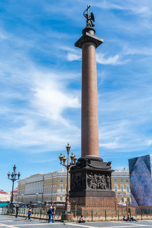 Saint Petersburg, Russia â June 15, 2017. The Alexander Column, dating from 1834, in the Palace Square (Dvortsovaya pl) in Saint Petersburg. The monument was raised after the Russian victory in the war with Napoleon's France. The column is named for Empのeditorial素材