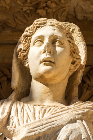Ephesus, Turkey â November 2, 2020. Closeup portrait of the Statue of Arete (personification of the virtue of goodness) in the Celsus Library at Ephesus ancient site in Turkey. The building was commissioned in the 110s A.D. by a consul, Gaius Julius Aquのeditorial素材