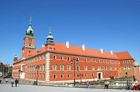 The Royal Castle in the old town of Warsaw on a sunny dayのeditorial素材