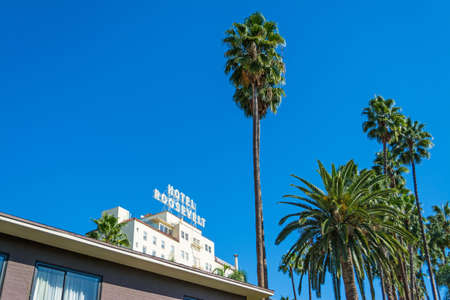 LOS ANGELES, CALIFORNIA - NOVEMBER 2, 2016: Roosevelt Hotel in Hollywood boulevardのeditorial素材