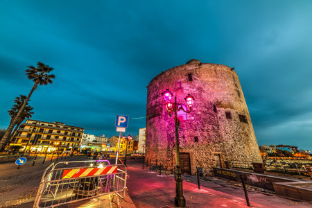 Alghero seafront by night, Sardiniaの写真素材