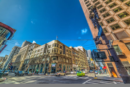 San Francisco, CA, USA - October 30 2016: City life in Financial Districtのeditorial素材