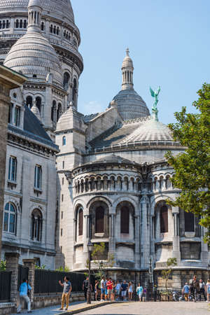 Paris, France - July 07, 2018: Tourists by world famous Sacre Coeur cathedralのeditorial素材