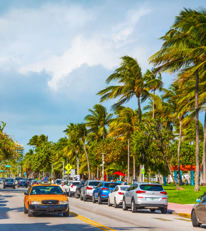 Miami Beach, USA - February 26, 2019: Traffic in world famous Ocean Driveのeditorial素材