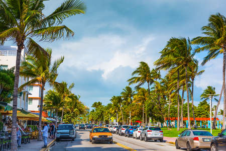 Miami Beach, USA - February 26, 2019: People in world famous Ocean Driveのeditorial素材