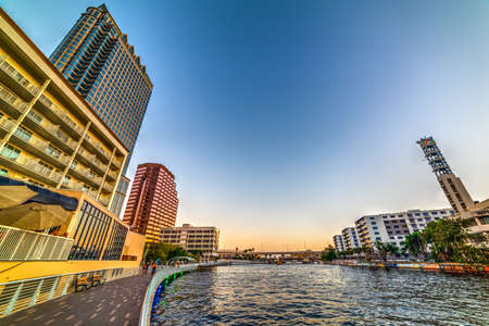 Tampa, USA - February 24, 2019: Beautiful Riverwalk at sunsetのeditorial素材