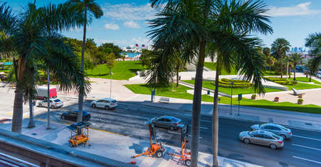 Cars in downtwon Miami on a sunny day. Southern Florida, USAの写真素材