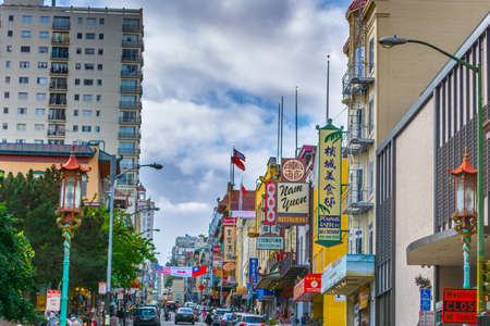 San Francisco, USA - October 31, 2016: World famous Chinatown under a cloudy skyのeditorial素材