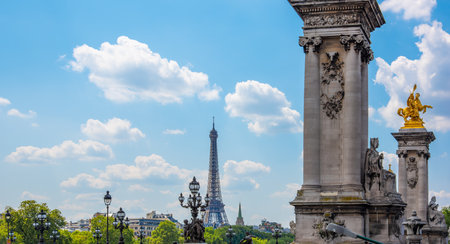 Alexander III bridge with the Eiffel tower on the background. Paris, Franceの写真素材